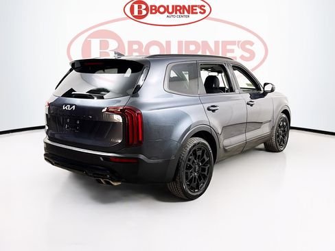 Used 2022 Kia Telluride EX w/ EX Premium Package image 11