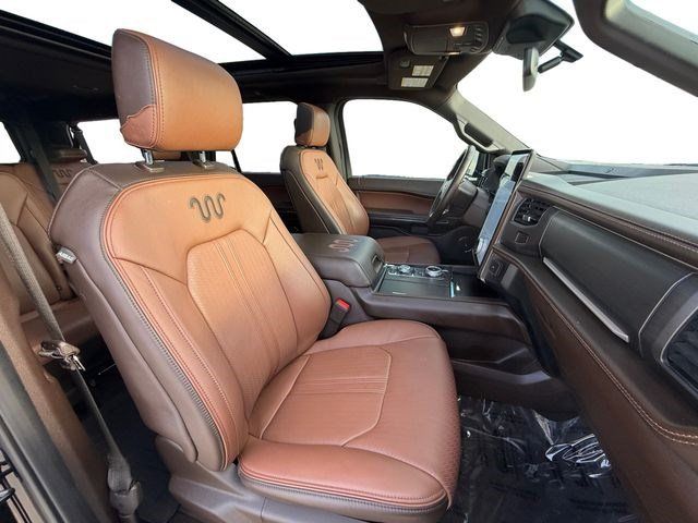 Used 2024 Ford Expedition Max King Ranch AWD/4WD image 16