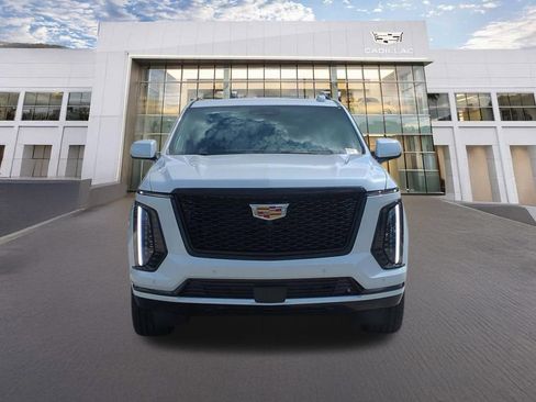 Used 2026 Cadillac Escalade ESV Platinum Sport w/ LPO, Floor Liner Package AWD/4WD image 2