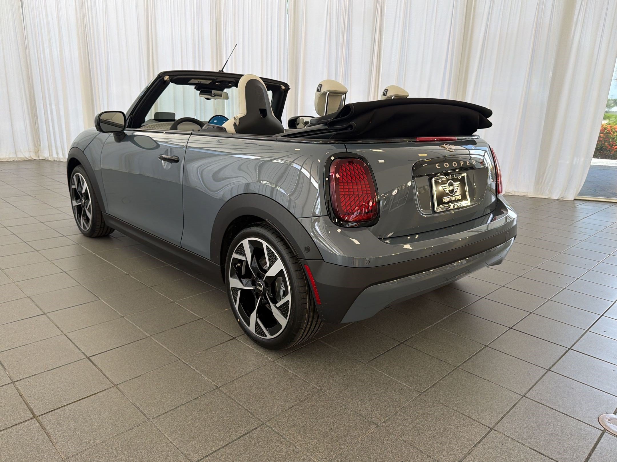 New 2026 MINI Cooper S FWD image 3