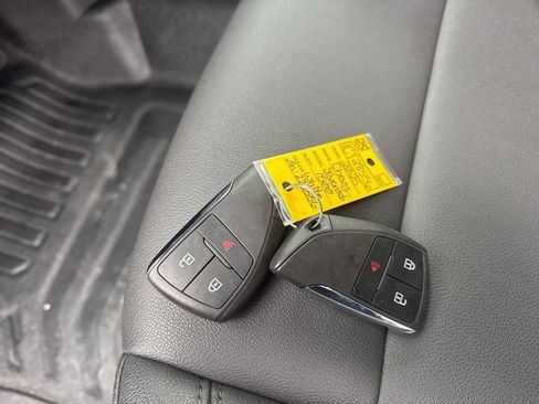 Used 2025 Chevrolet Silverado 1500 W/T image 26