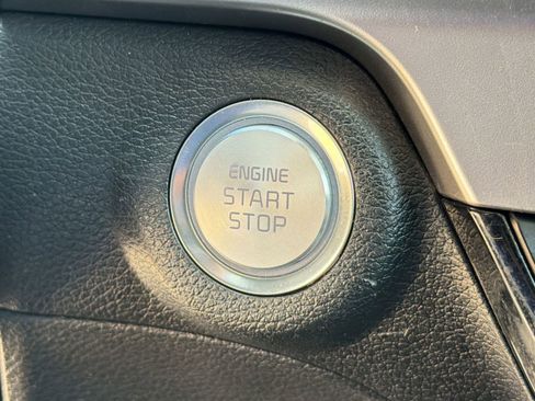 Used 2025 Kia Telluride S image 27