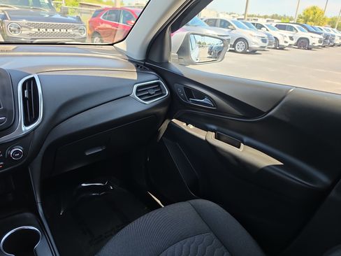 Certified 2019 Chevrolet Equinox LT FWD image 10