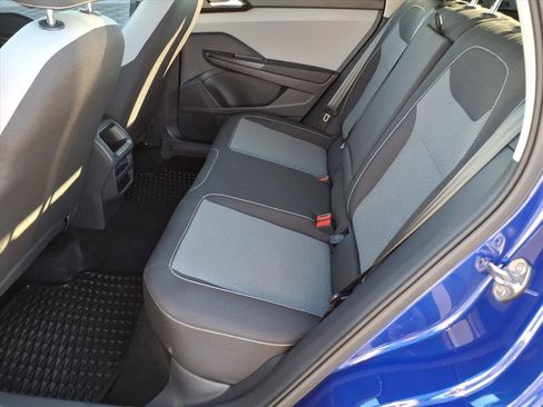 Used 2023 Volkswagen Taos S image 8