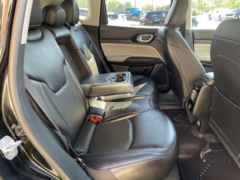 Certified 2022 Jeep Compass Limited image 15
