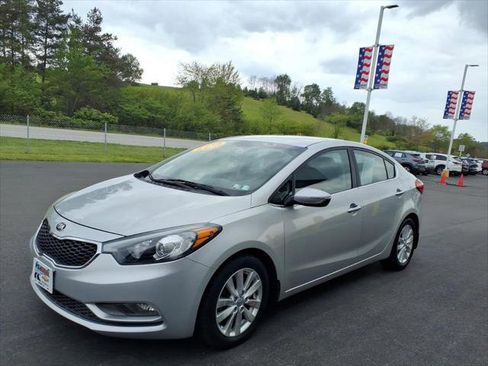 Used 2015 Kia Forte EX FWD image 4