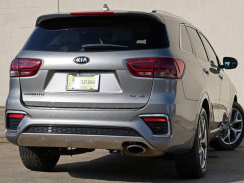 Used 2019 Kia Sorento SX w/ SX Touring Package AWD/4WD image 4