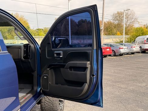 Used 2017 Chevrolet Silverado 1500 LTZ Z71 w/ LTZ Plus Package image 33