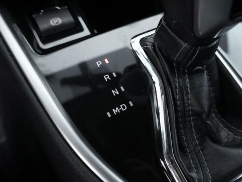 Used 2022 Subaru Outback Limited image 36