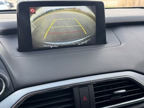 Used 2018 MAZDA CX-9 Touring image 9