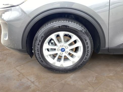 Used 2022 Ford Escape SE image 14