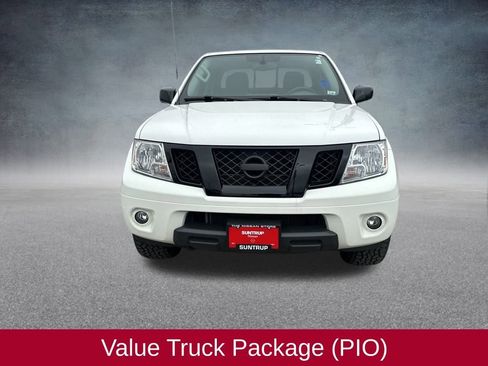 Used 2020 Nissan Frontier SV w/ Midnight Edition Floor Mats image 10
