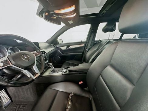 Used 2013 Mercedes-Benz C 250 Sedan image 19