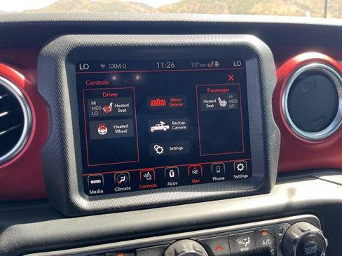 Used 2023 Jeep Gladiator Rubicon w/ Cold Weather Group image 19