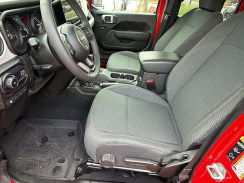 Used 2025 Jeep Wrangler Unlimited Sport S 4xe AWD/4WD image 16