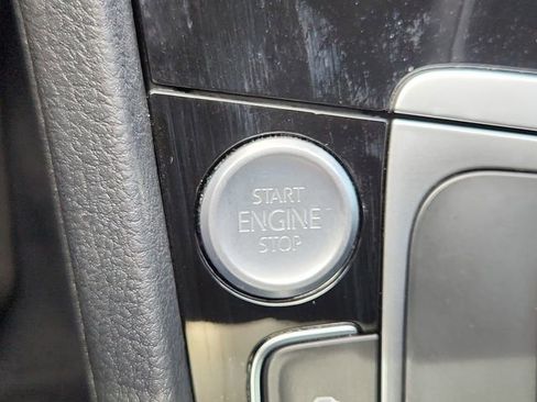 Used 2018 Volkswagen GTI SE w/ SE Leather Package image 16