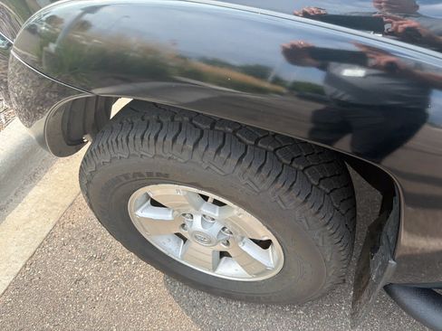 Used 2011 Toyota Tacoma 4x4 Double Cab w/ TRD Sport Pkg w/JBL Audio image 8