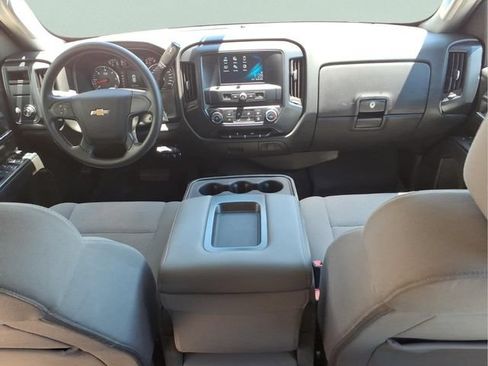 Used 2017 Chevrolet Silverado 2500 W/T AWD/4WD image 21