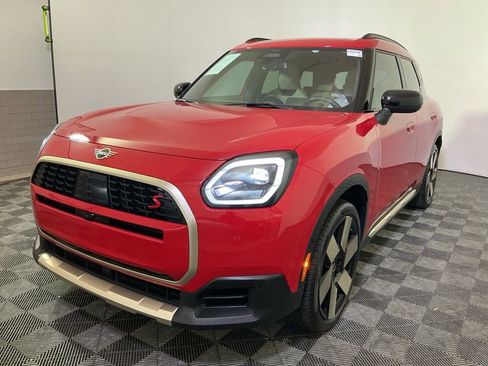 Certified 2025 MINI Cooper Countryman S image 2