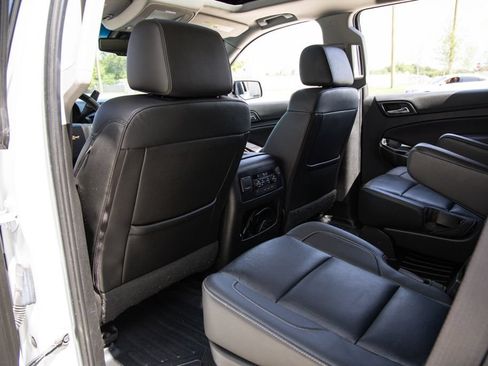 Used 2017 Chevrolet Tahoe Premier RWD image 33