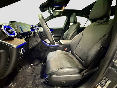 Certified 2025 Mercedes-Benz C 300 4MATIC Sedan image 22