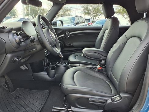 Used 2023 MINI Cooper Convertible image 12