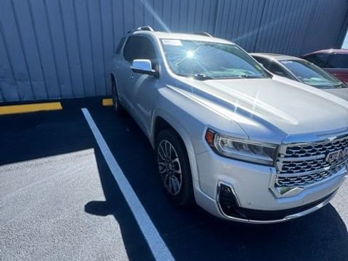 Used 2020 GMC Acadia Denali w/ Technology Package image 1