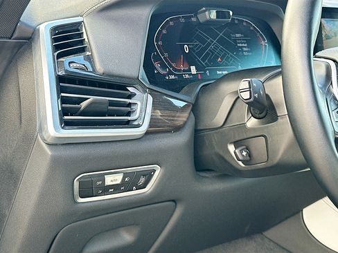 Used 2023 BMW X5 xDrive40i image 10