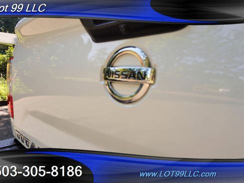 Used 2019 Nissan Titan PRO-4X w/ Pro-4x Convenience Package AWD/4WD image 35
