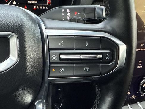 Used 2025 GMC Terrain Elevation AWD/4WD image 21