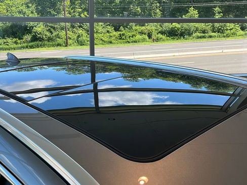 New 2025 Genesis GV80 3.5T Prestige image 17