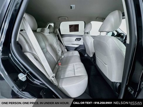 Certified 2025 Nissan Rogue SV AWD/4WD image 24