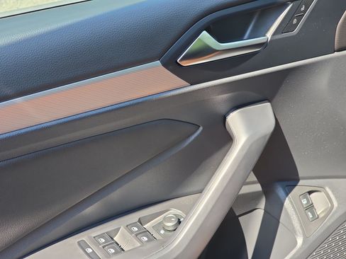 Certified 2024 Volkswagen Jetta Sport FWD image 27
