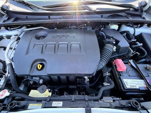 Used 2017 Toyota Corolla SE w/ Carpet Mat Package (TMS) FWD image 31