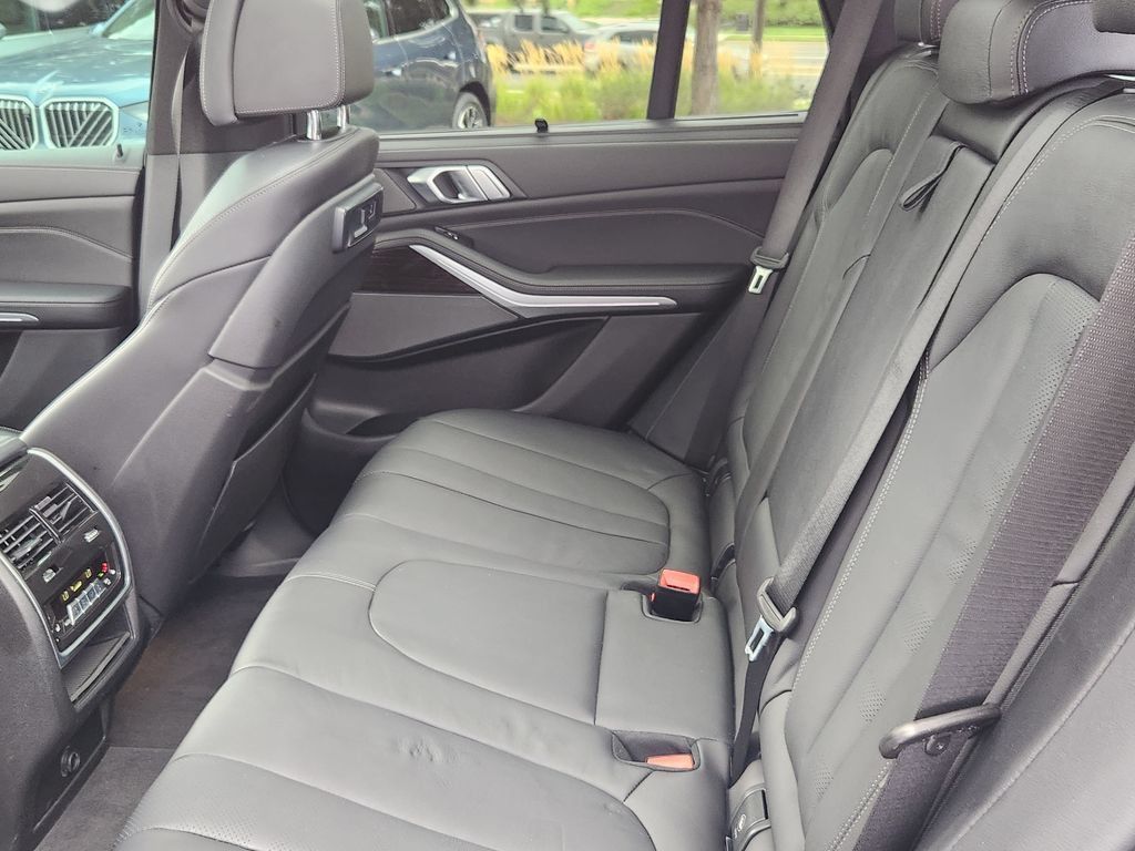 Used 2021 BMW X5 xDrive45e w/ M Sport Package AWD/4WD image 10