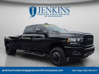 Used 2024 RAM 3500 Big Horn w/ Night Edition AWD/4WD video 1