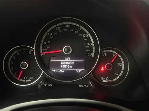 Used 2013 Volkswagen Beetle 2.0T FWD image 12