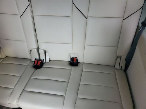 Certified 2023 Cadillac Escalade ESV Premium Luxury w/ Performance Package image 31