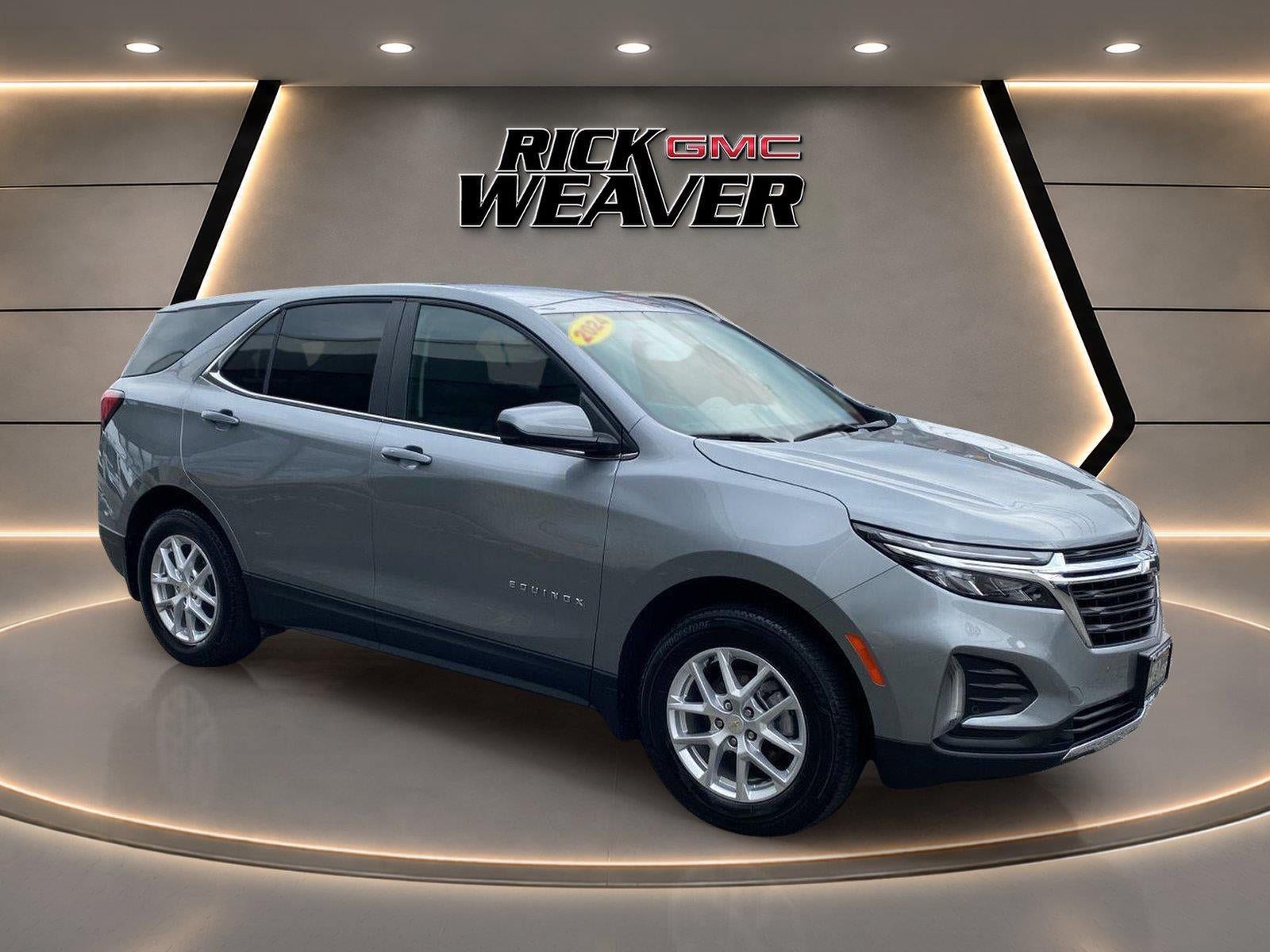 Used 2024 Chevrolet Equinox LT w/ LPO, Floor Liner Package AWD/4WD image 8