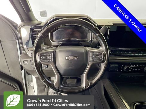 Used 2024 Chevrolet Silverado 2500 ZR2 w/ Technology Package AWD/4WD image 8