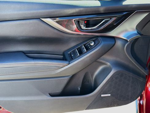 Used 2018 Subaru Crosstrek 2.0i Limited image 20