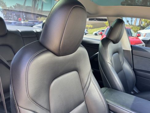 Used 2023 Tesla Model 3 Standard Range RWD image 15
