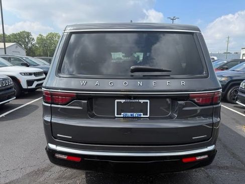 Certified 2022 Jeep Wagoneer Series II w/ Convenience Group I AWD/4WD image 5