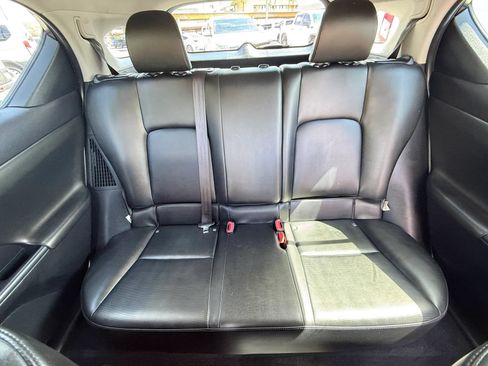 Used 2013 Lexus CT 200h w/ Premium Pkg w/Navigation FWD image 17
