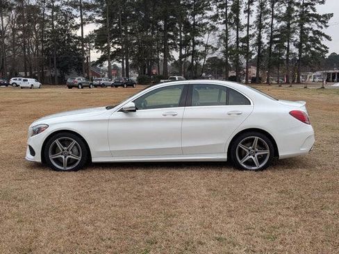 Used 2018 Mercedes-Benz C 300 4MATIC Sedan image 6