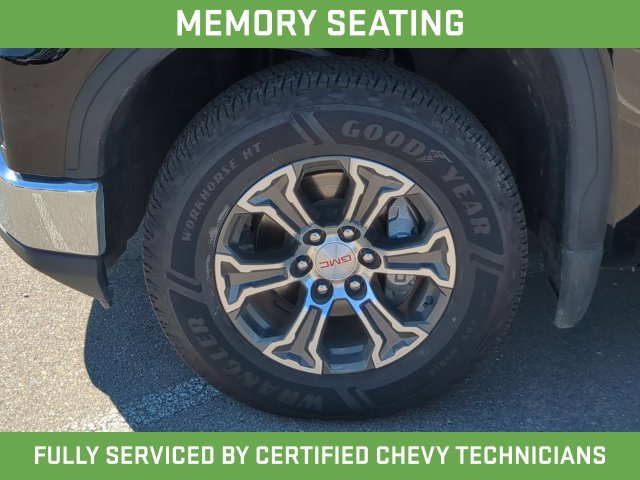 Certified 2025 GMC Sierra 1500 SLT AWD/4WD image 15