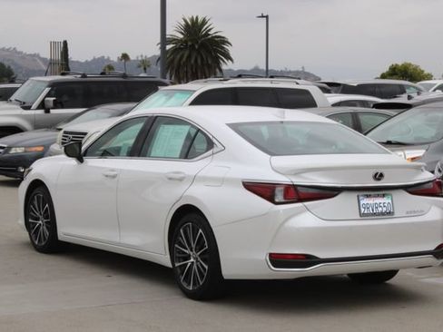 Certified 2025 Lexus ES 300h w/ Premium Package FWD image 19