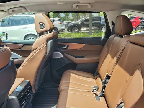 Certified 2025 Acura MDX FWD w/ Technology Package image 12