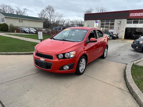 Used 2013 Chevrolet Sonic LT w/ Wheels and Fog Lamp Package image 3