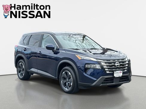 Used 2024 Nissan Rogue SV image 1